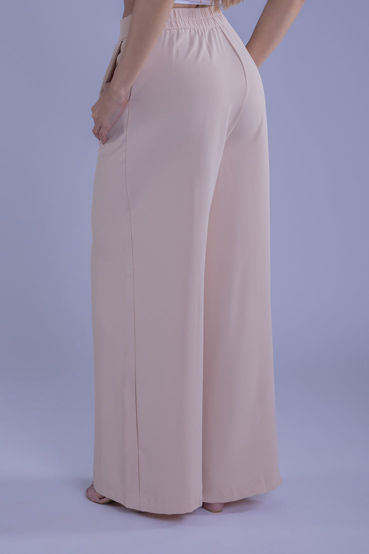 Pantalón beige con pinzas