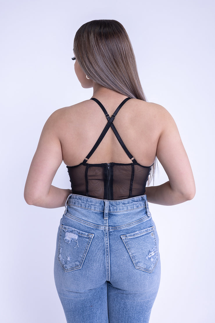 Bralet negro con copas y detalle de brillos