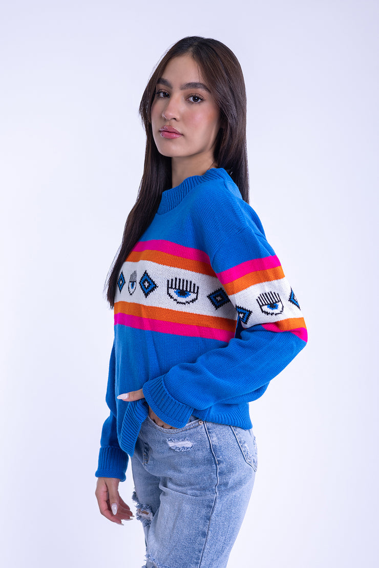 Suéter azul  con franja de figras