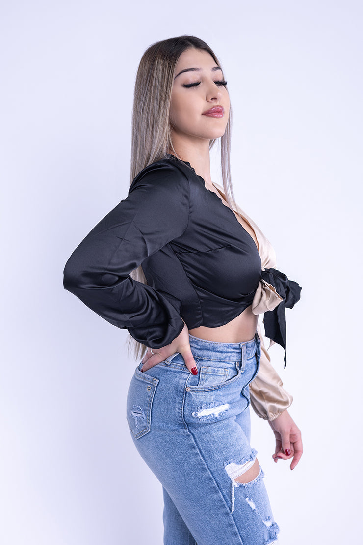 Blusa tipo bolero bicolor