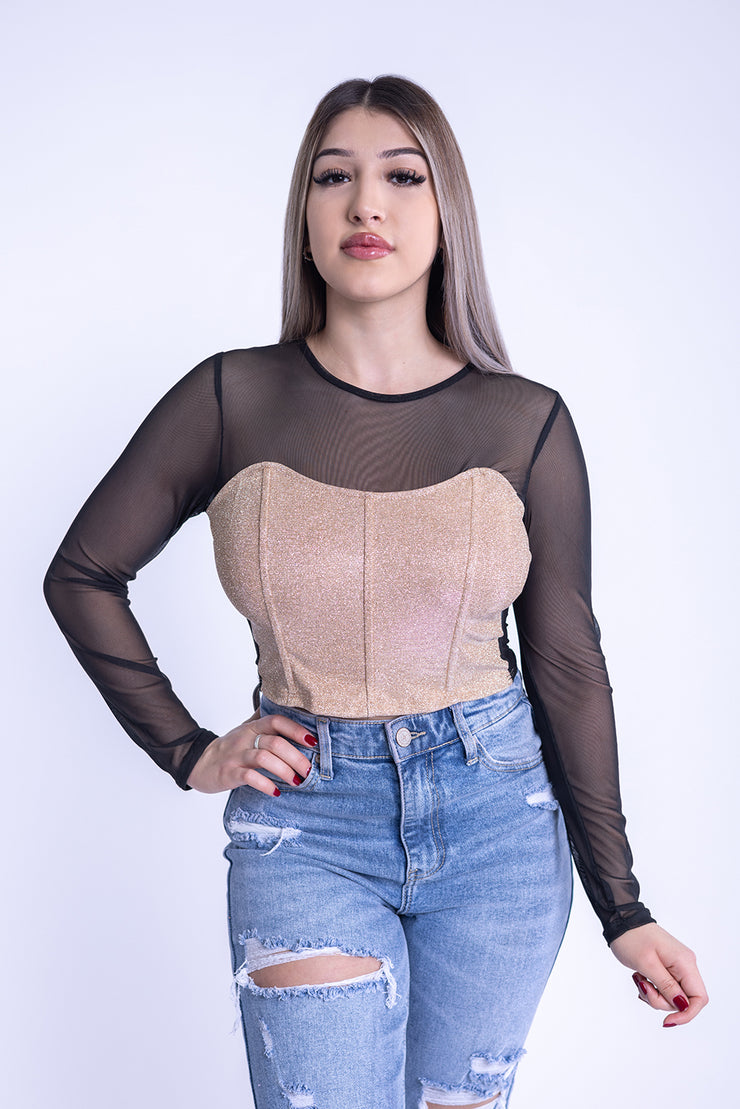 Blusa tipo mesh con simulacion corsé