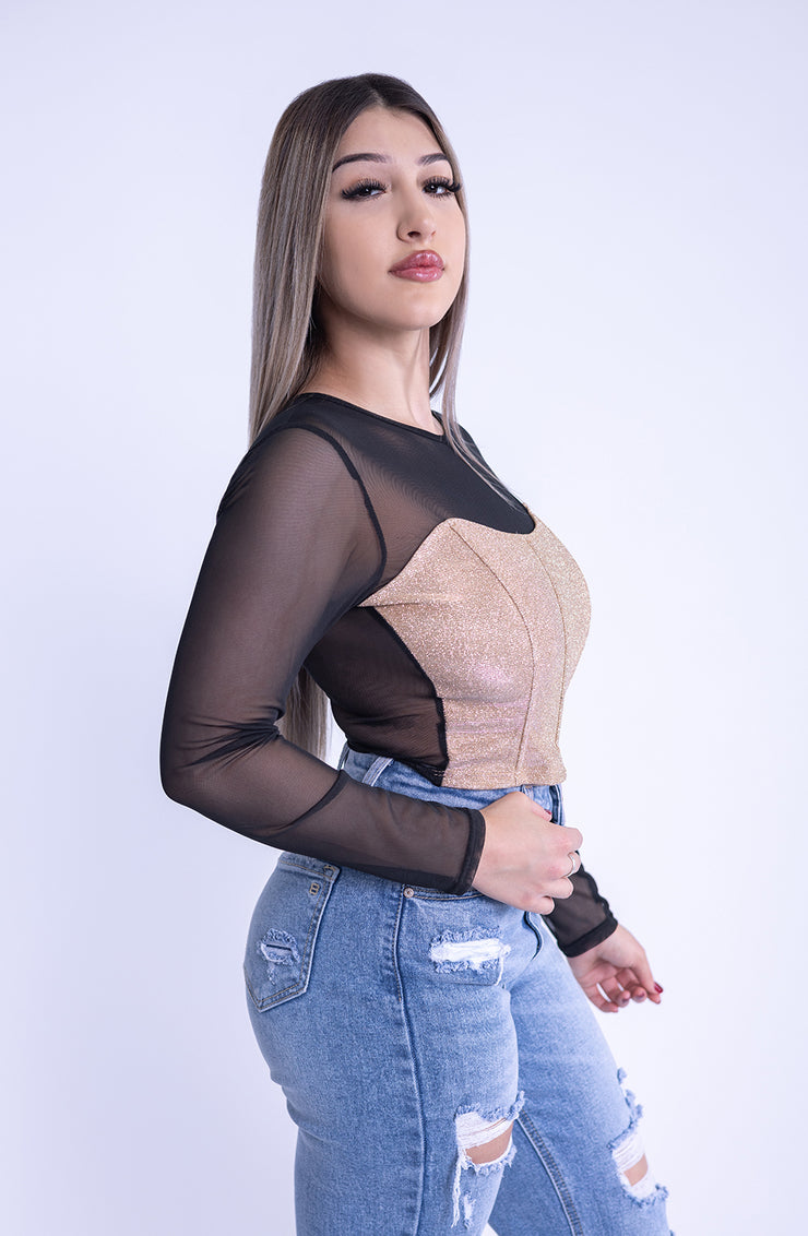 Blusa tipo mesh con simulacion corsé