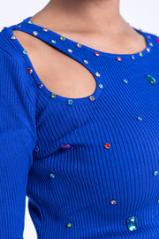 Blusa azul con piedras de colores manga larga