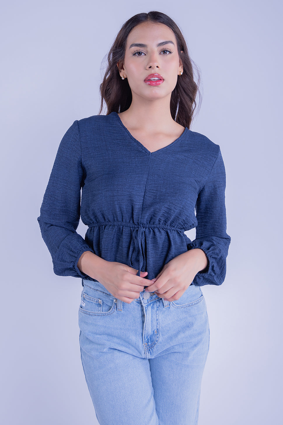 Top con amarre de manga larga