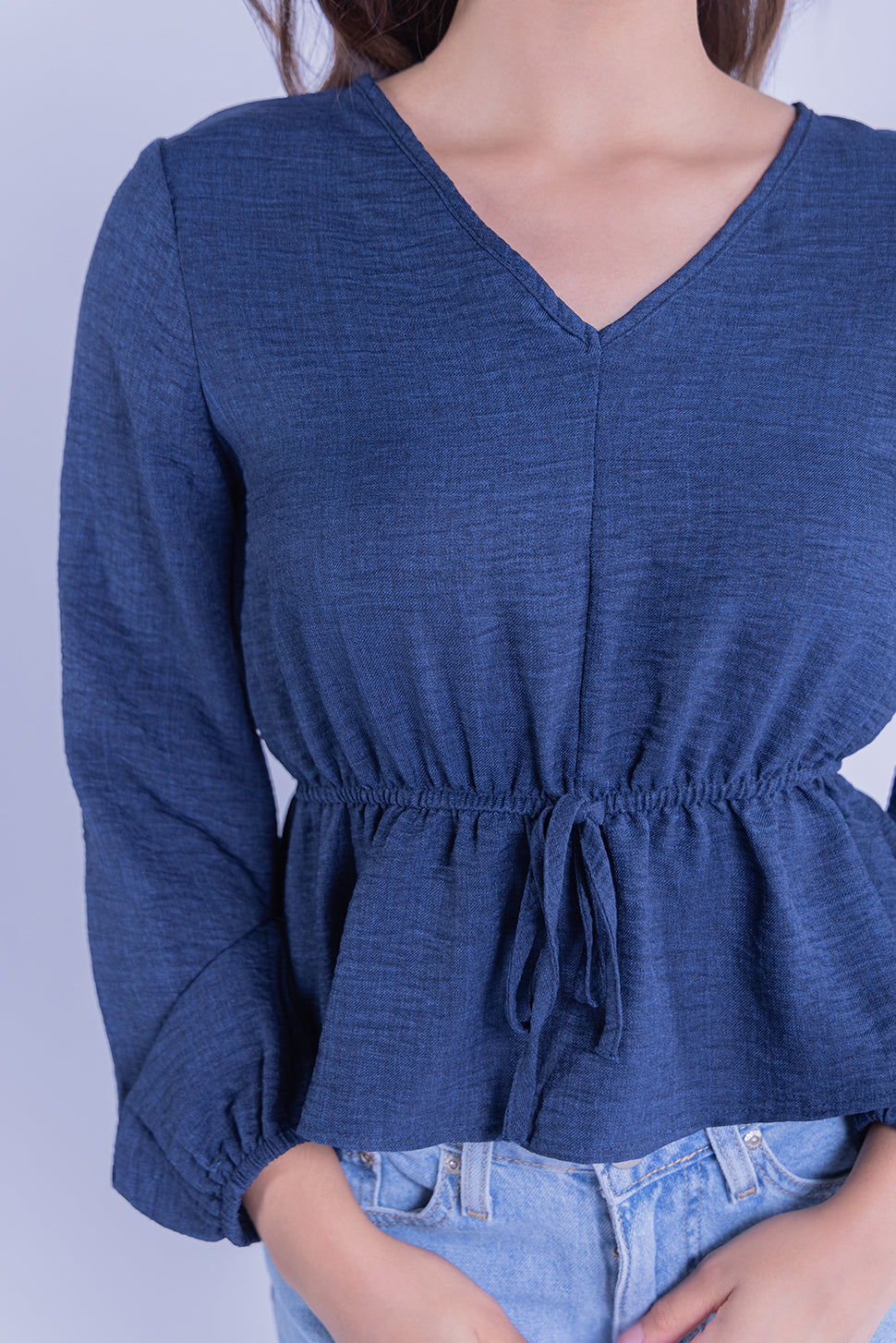 Top con amarre de manga larga