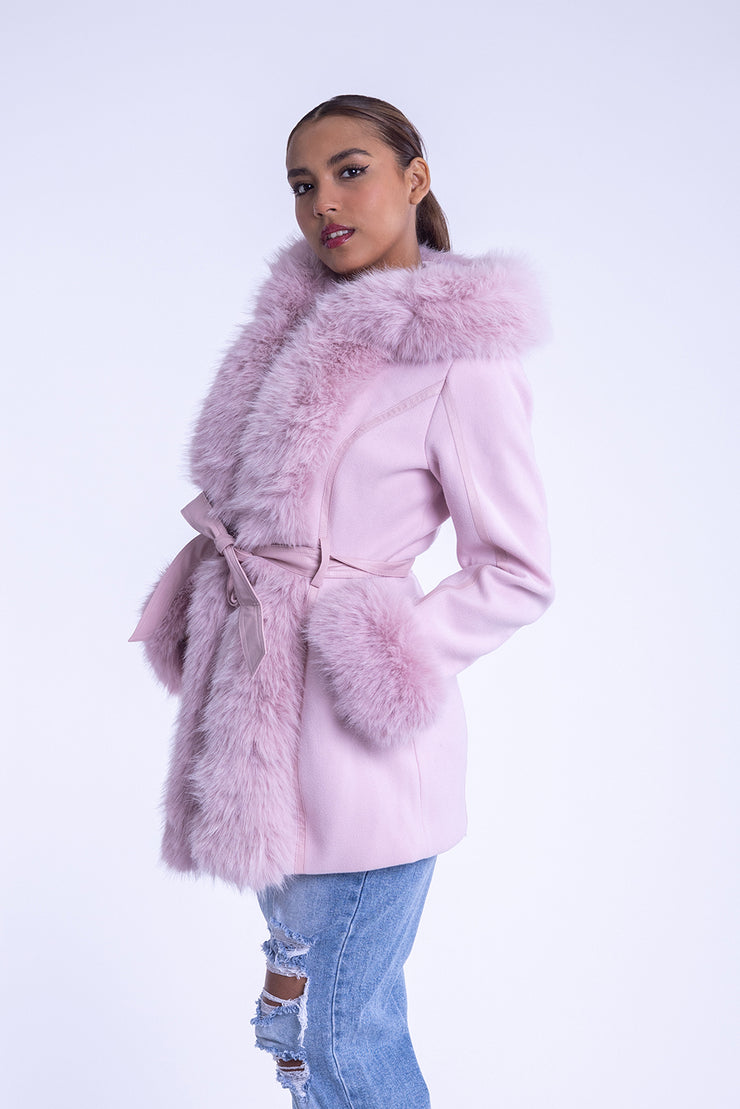 Saco rosa con peluche