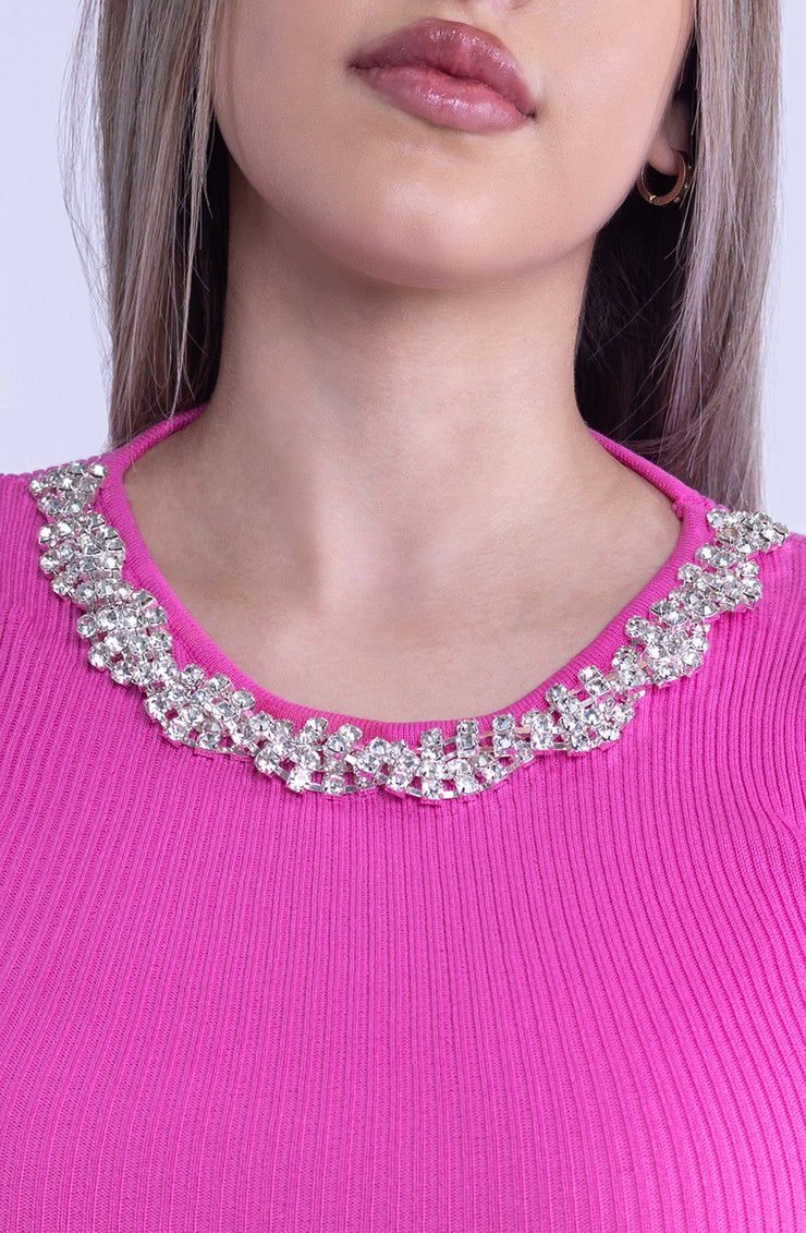 Vestido fiuscha con collar de cristales