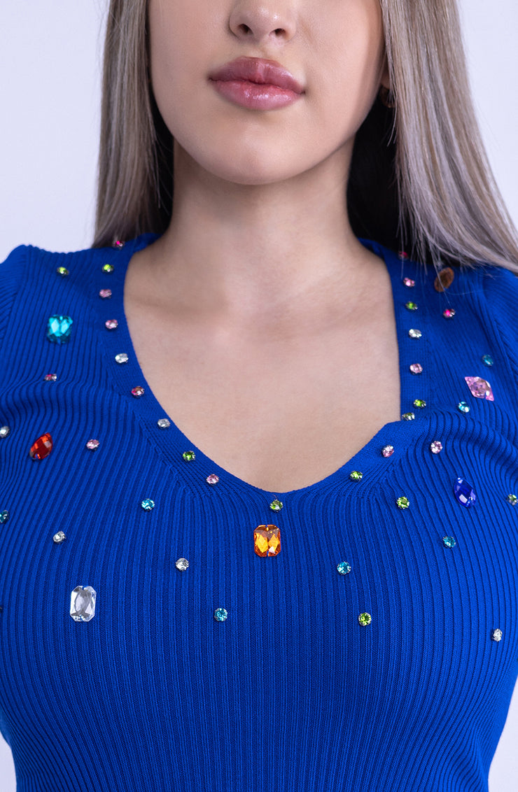 Vestido azul acanalado con piedras