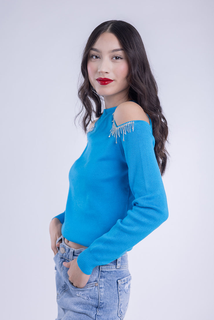 Blusa tipo suéter con hombros descubiertos