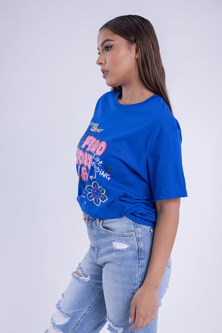 Blusa con estampado de gráficos