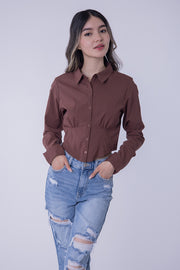 Crop top abotonado, seccionado de la cintura