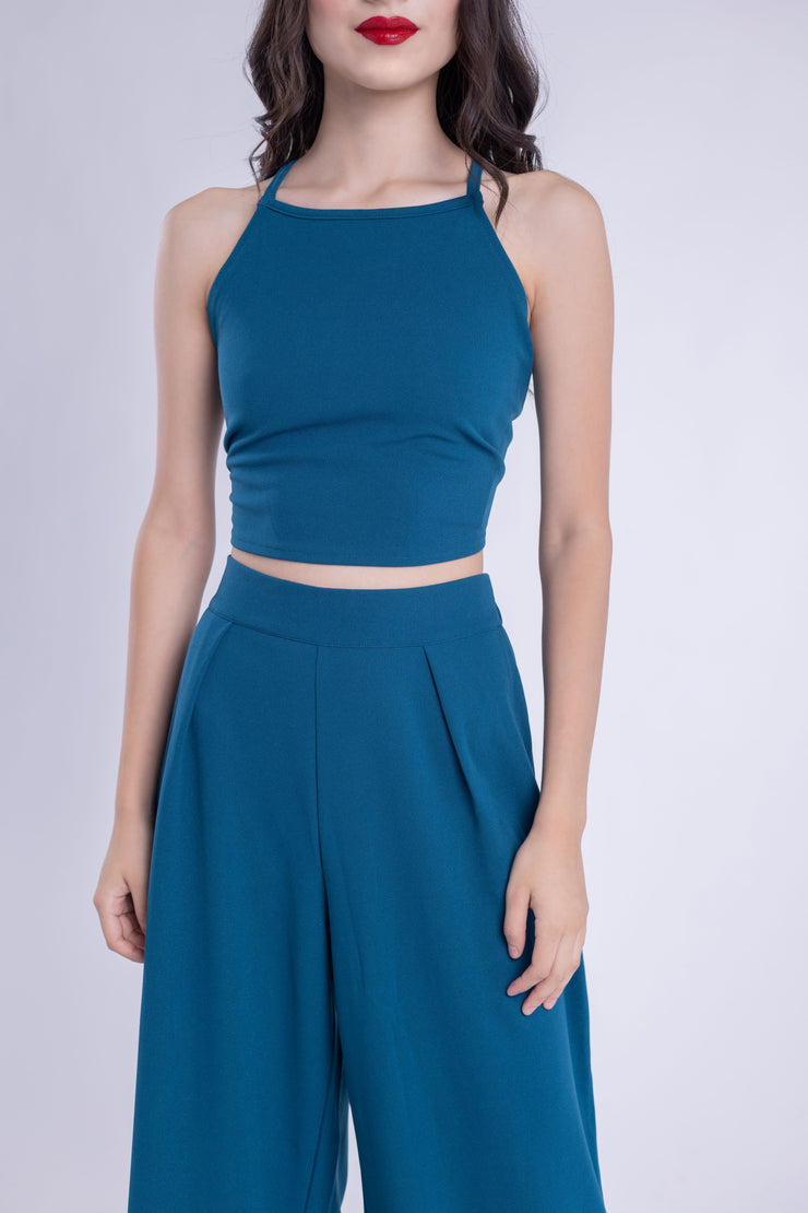 Conjunto de blusa de tirantes y palazo
