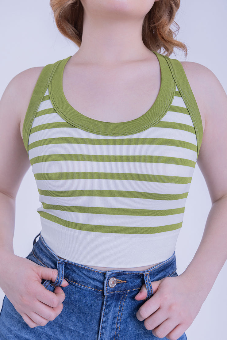 Crop top blanco y verde a rayas