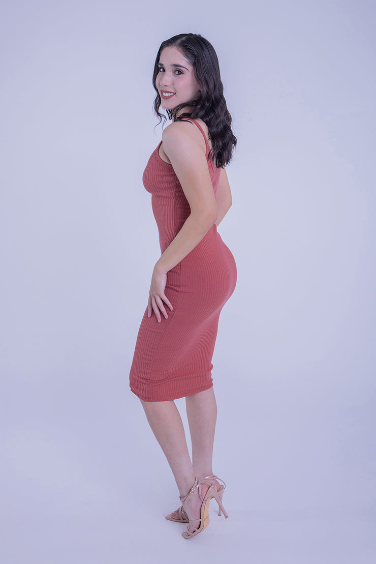 Vestido acanalado de tirantes