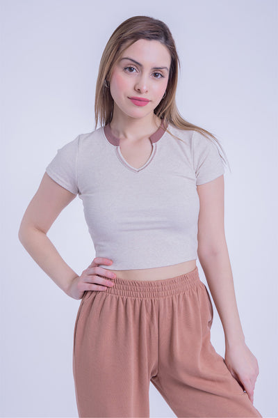 Crop top con cuello circular