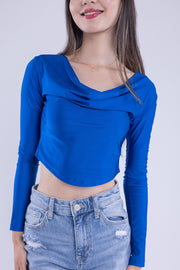 Crop top con manga larga con cuello holgado