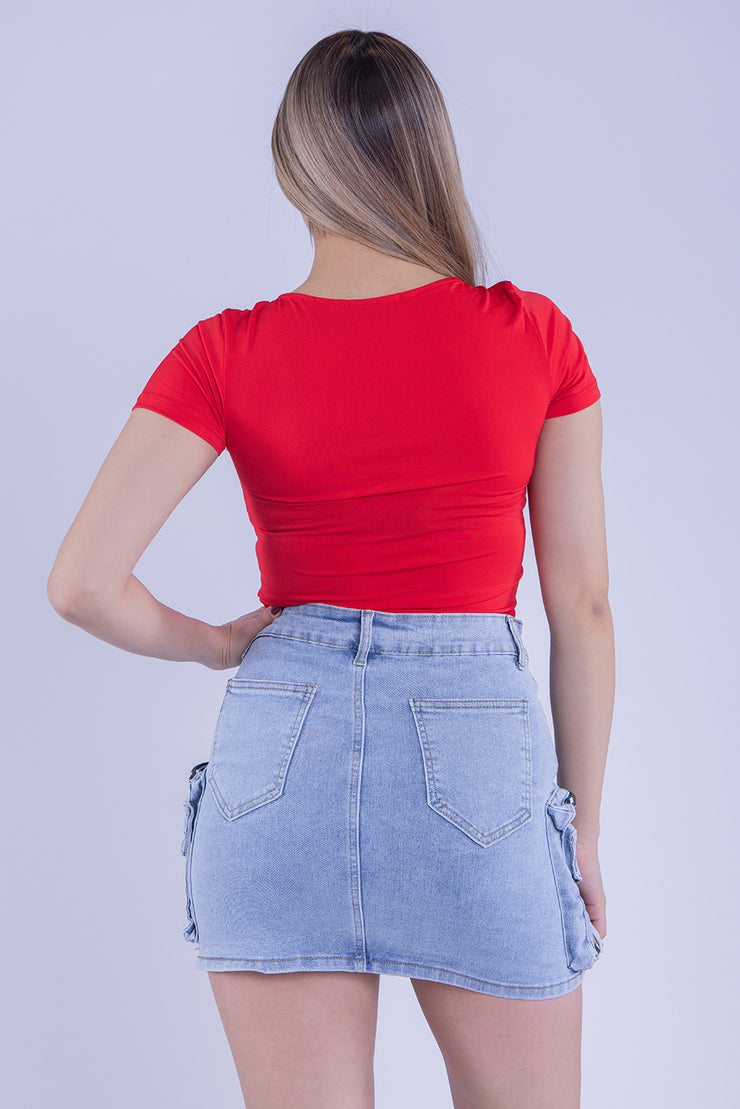 Blusa roja seccionada