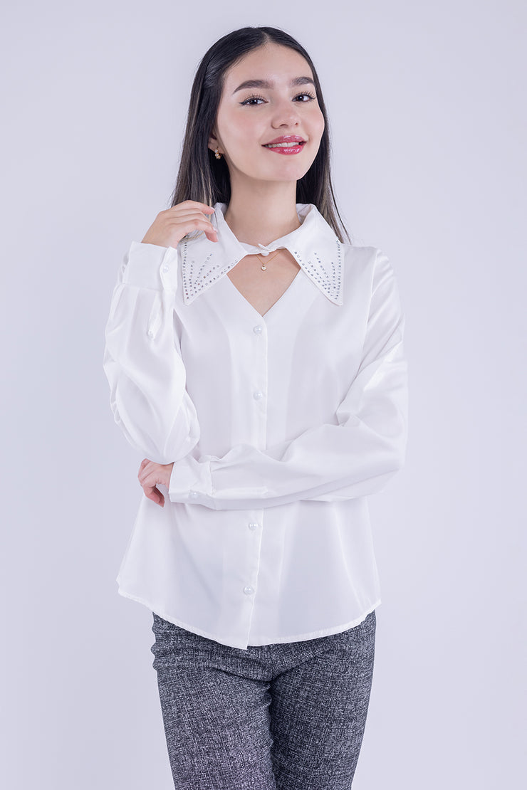 Blusa abotonada con brillos