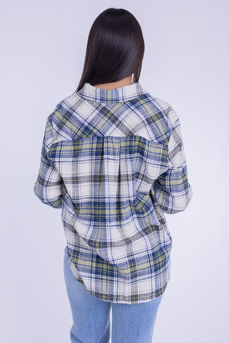 Blusa de cuadros tipo franela