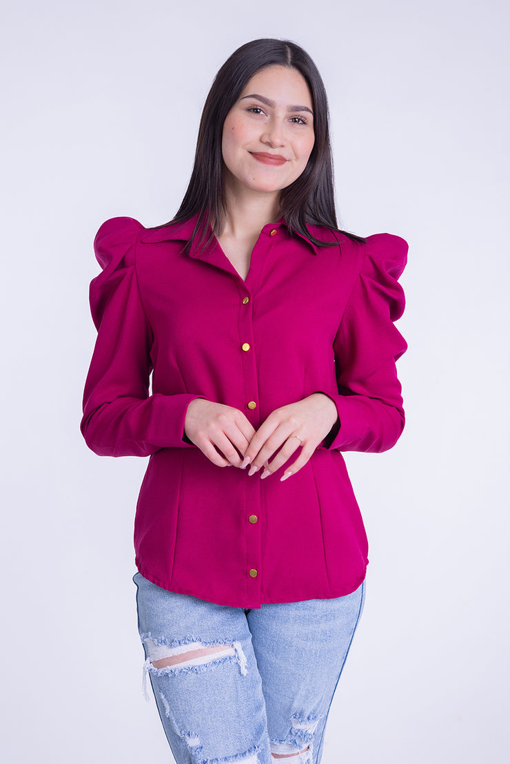 Blusa con manga semiglobo plisada