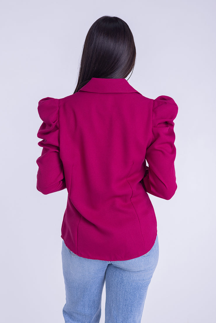 Blusa con manga semiglobo plisada