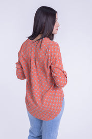 Blusa estampado barroco, con manga reversible