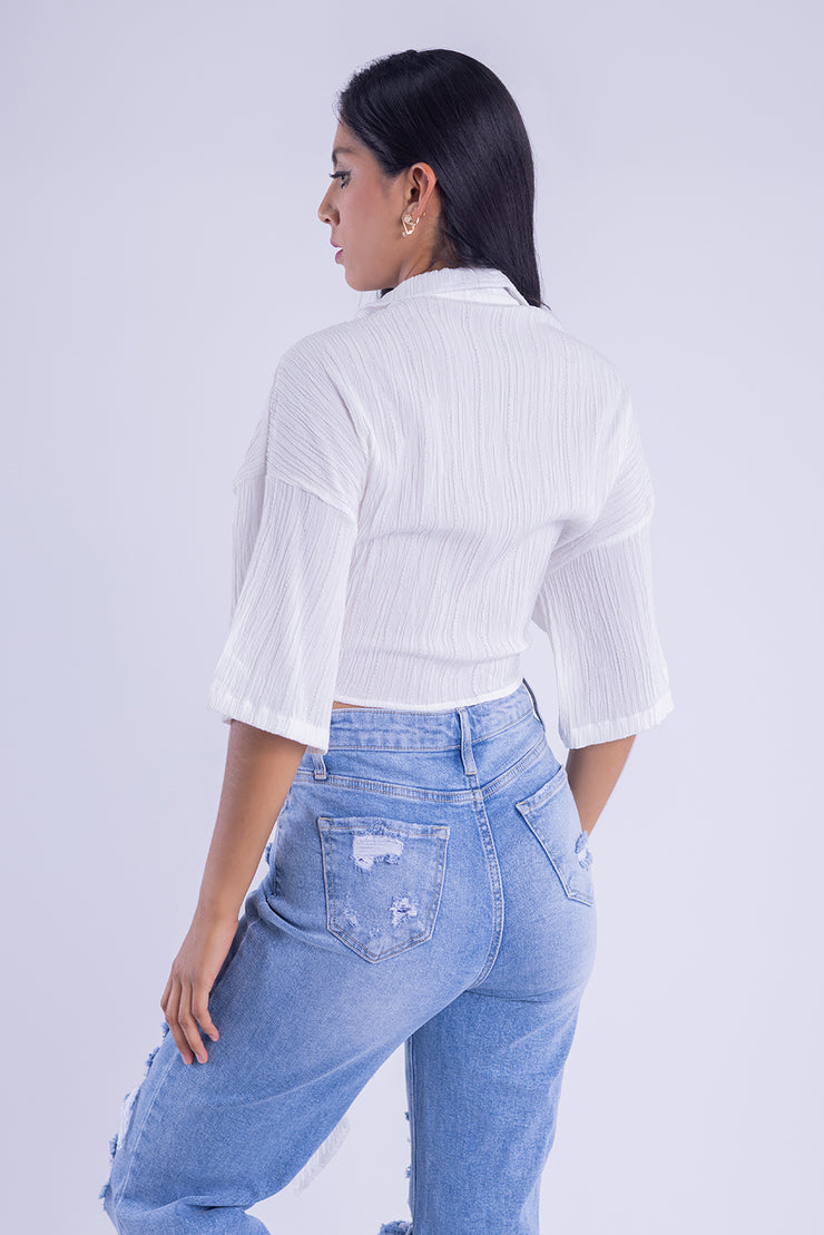 Crop top plisado con amarre en cintura