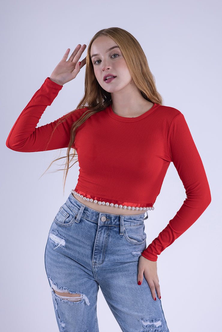 Crop rojo acanalado con perlas cintura
