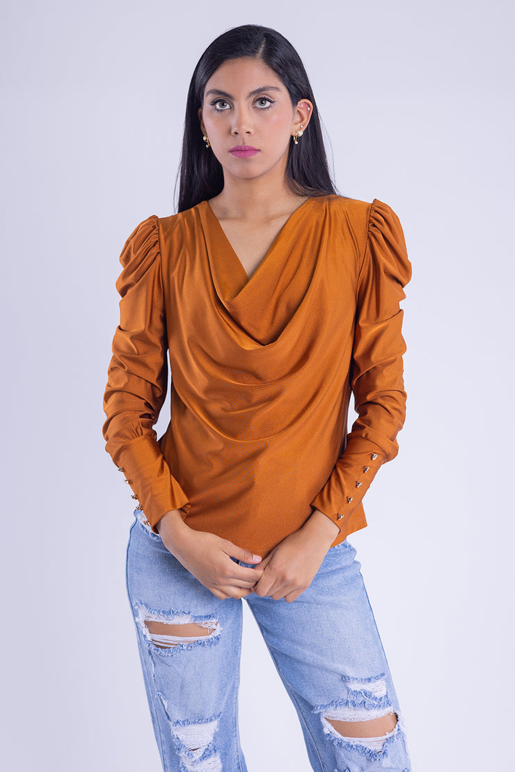Blusa satinada con manga de globo