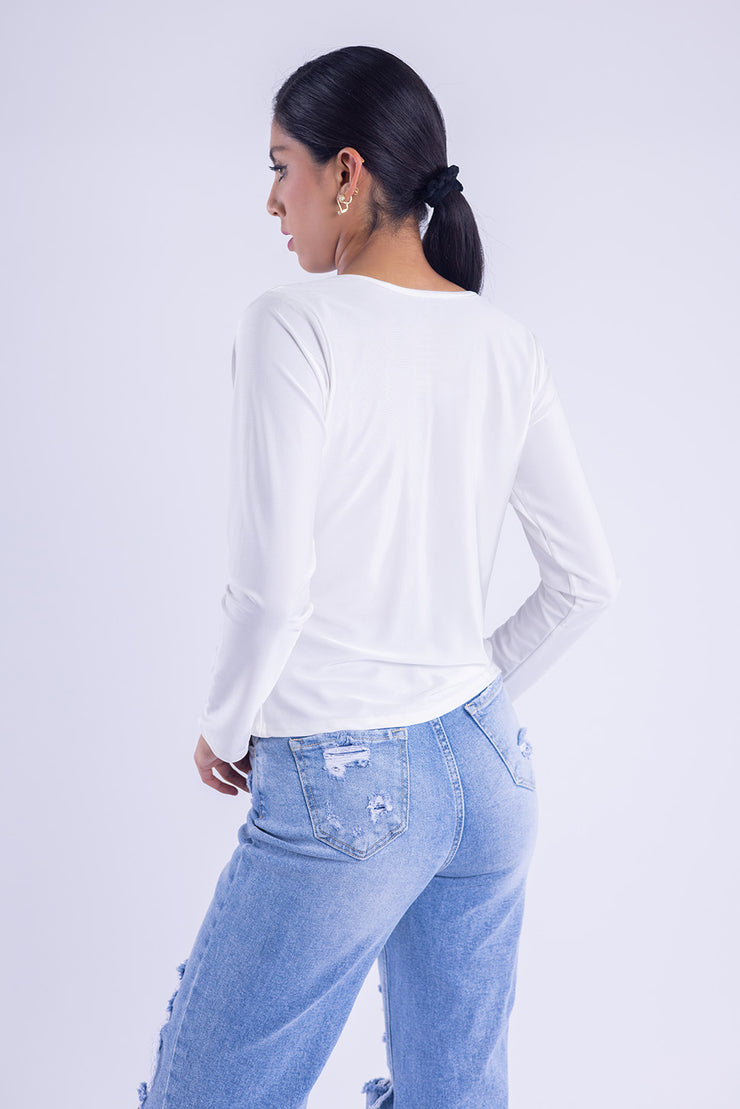Blusa con cuello holgado satinada