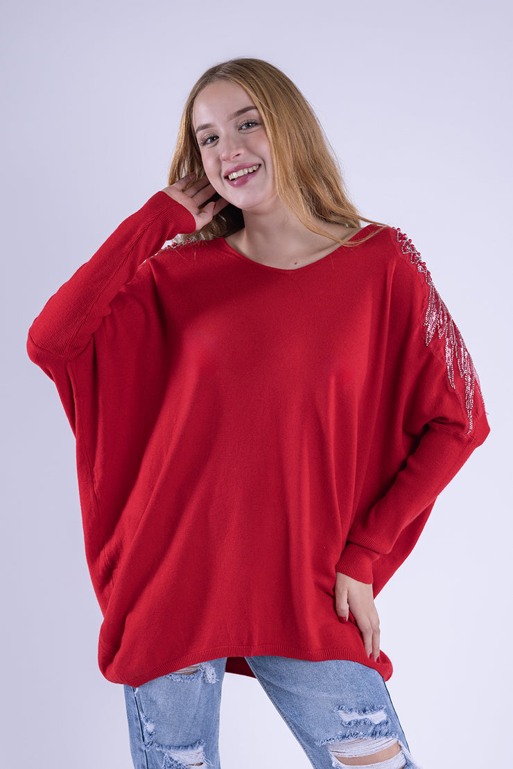Suéter rojo oversize con cristales