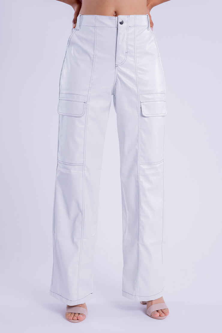 Pantalón con contraste de costuras