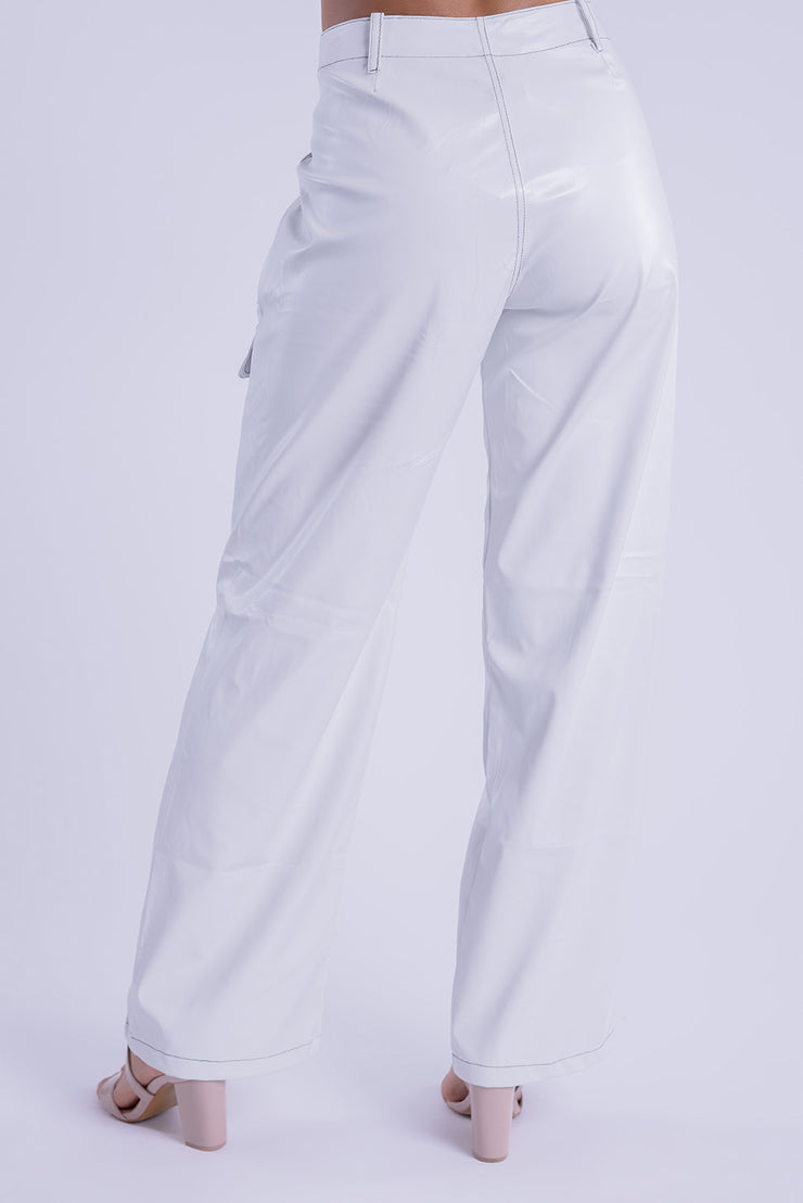 Pantalón con contraste de costuras