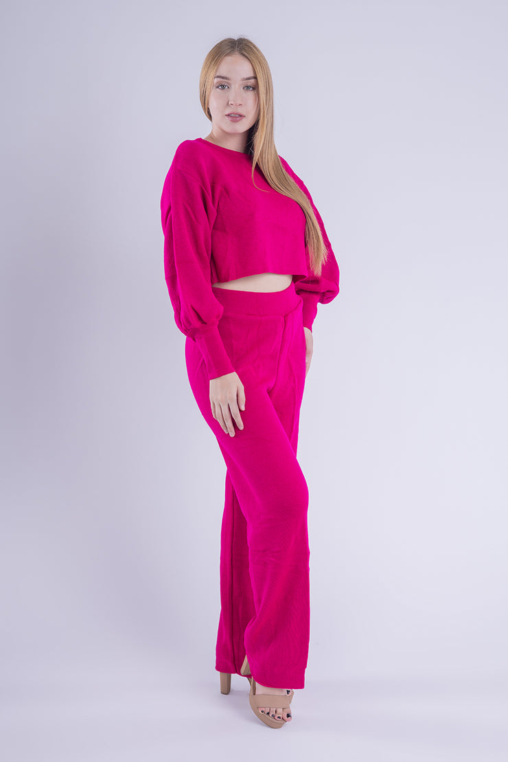 Conjunto tejido de top y pantalón