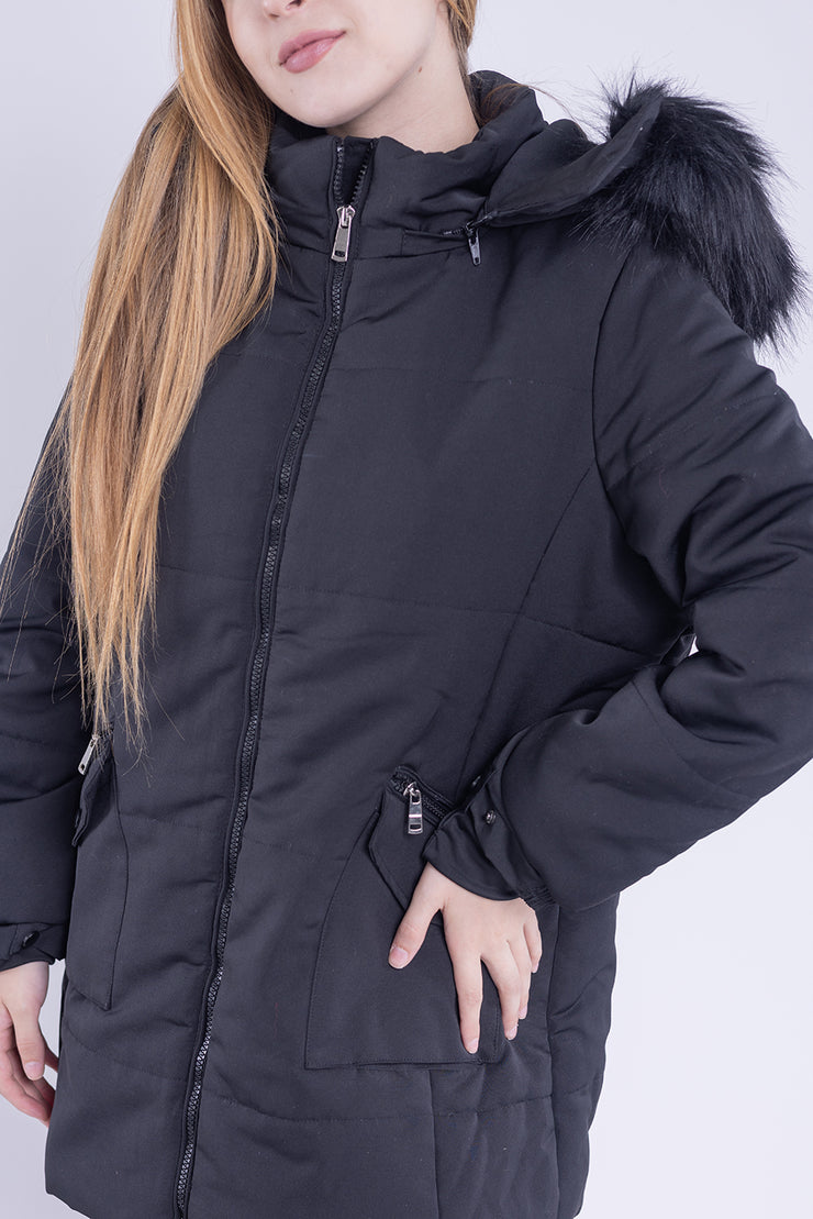 Chamarra cazadora con gorro de peluche