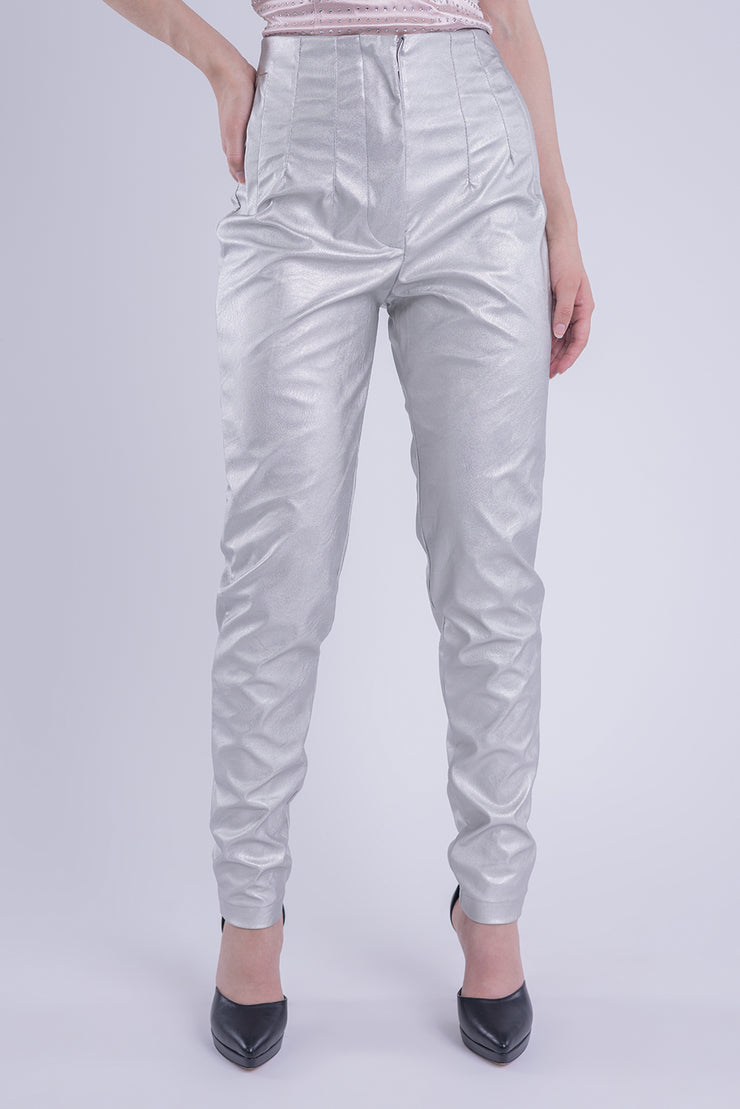 Pantalón vini piel satinado con pinzas