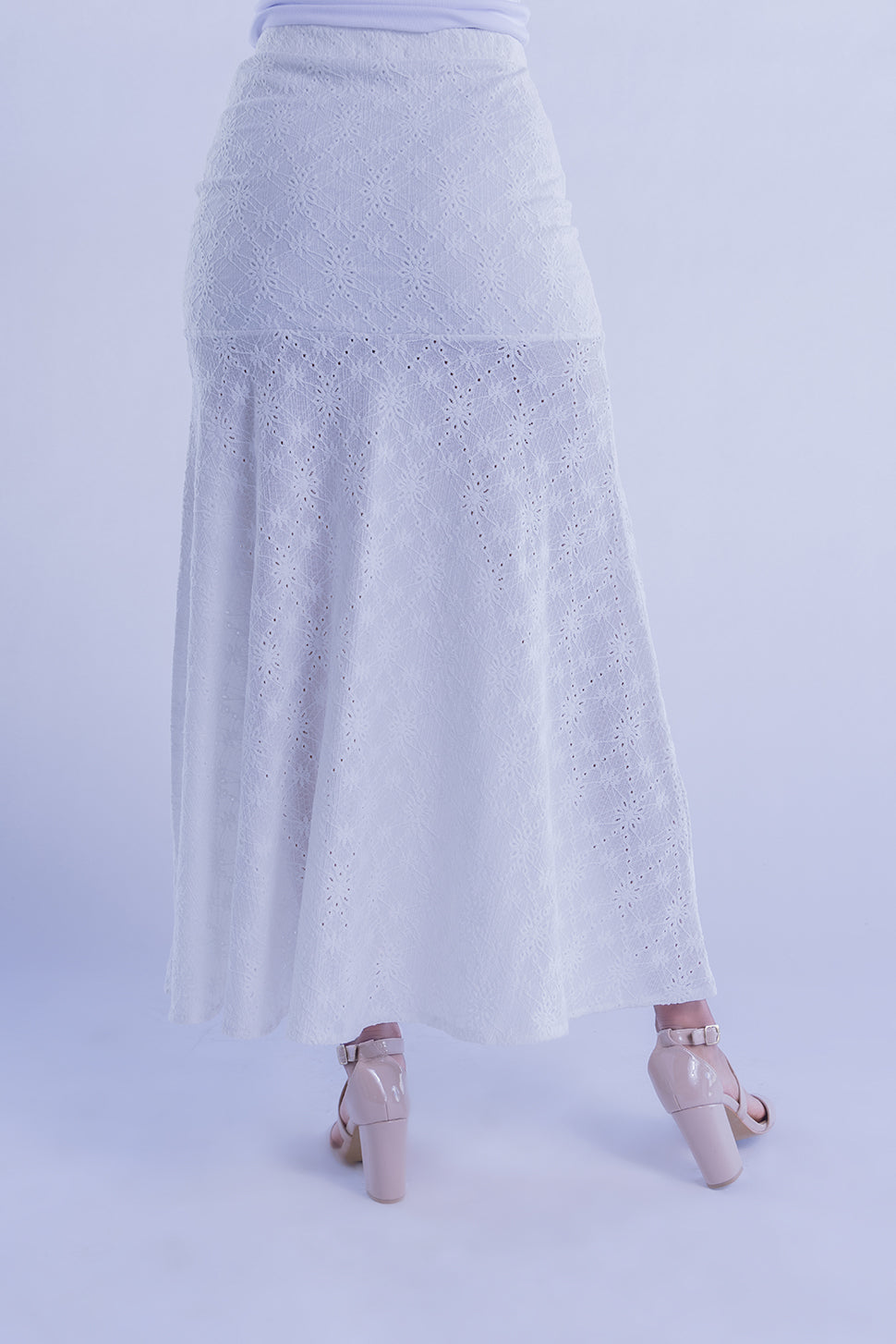 Falda blanca con estampado de encaje