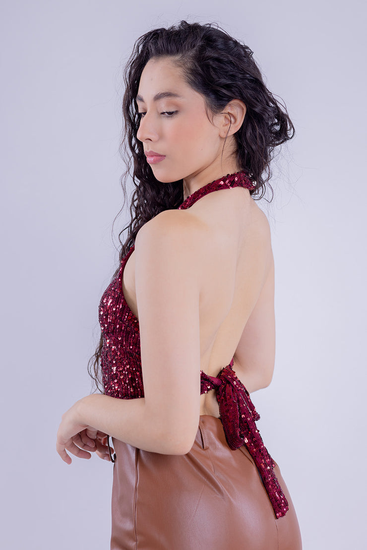 Blusa tipo halter con lentejuelas