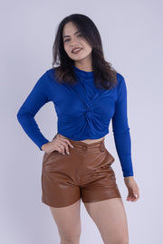 Crop top acanalado con nudo al centro