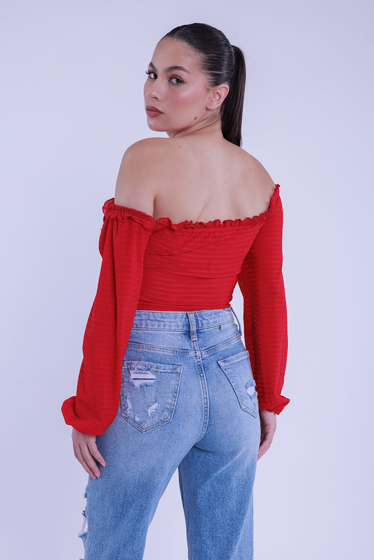 Crop top con caida en hombros