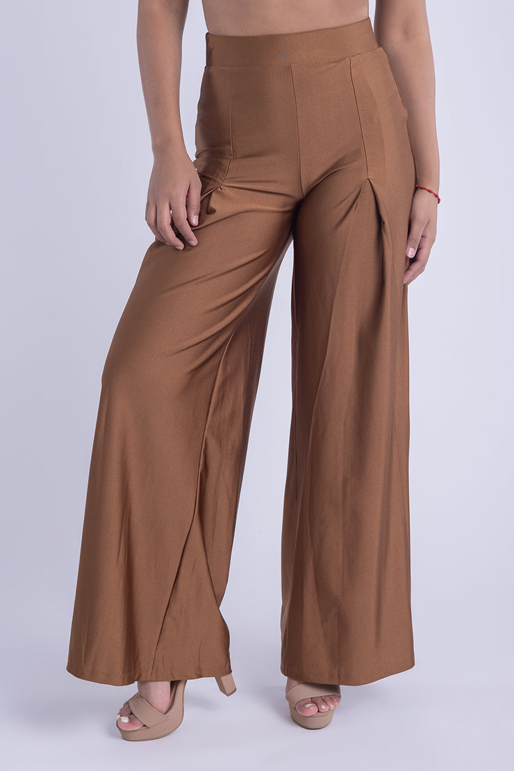 Pantalón satinado con pata de elefante