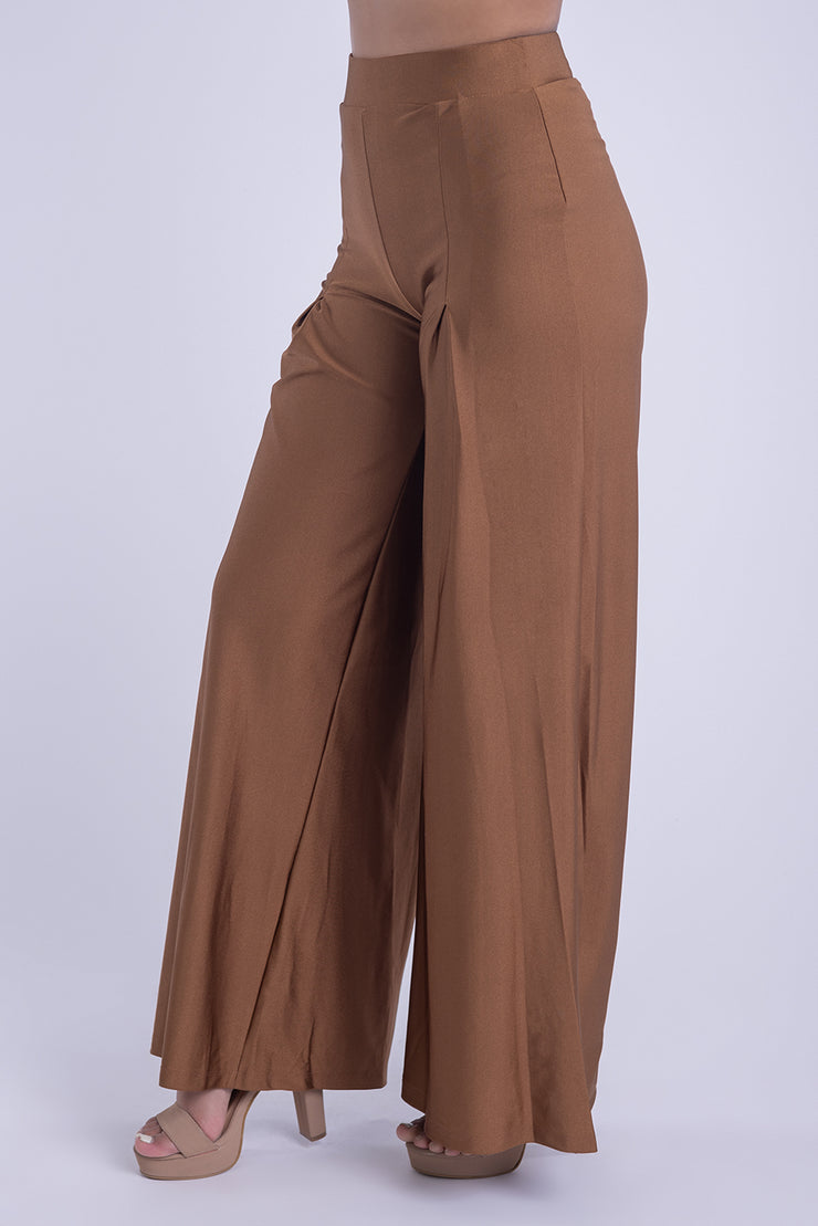 Pantalón satinado con pata de elefante