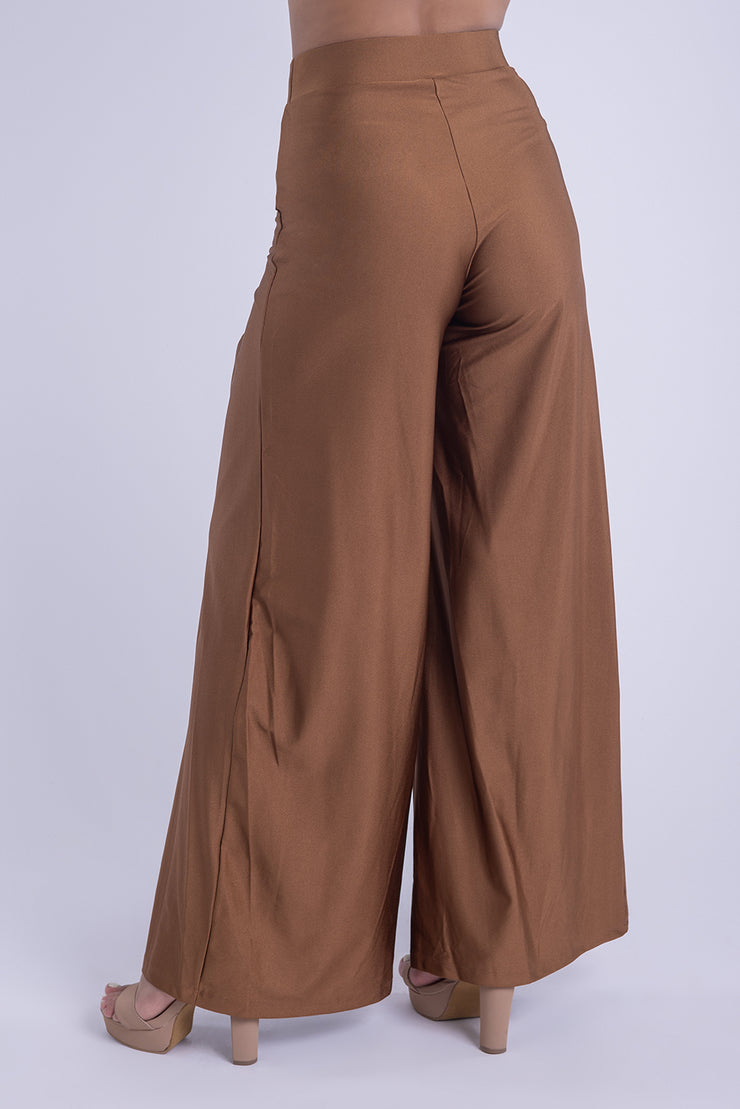 Pantalón satinado con pata de elefante