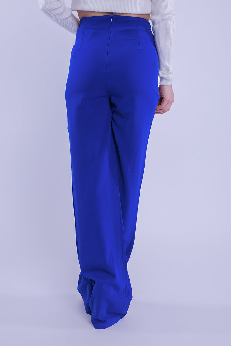 Pantalon tipo palazo con cadena en cintura