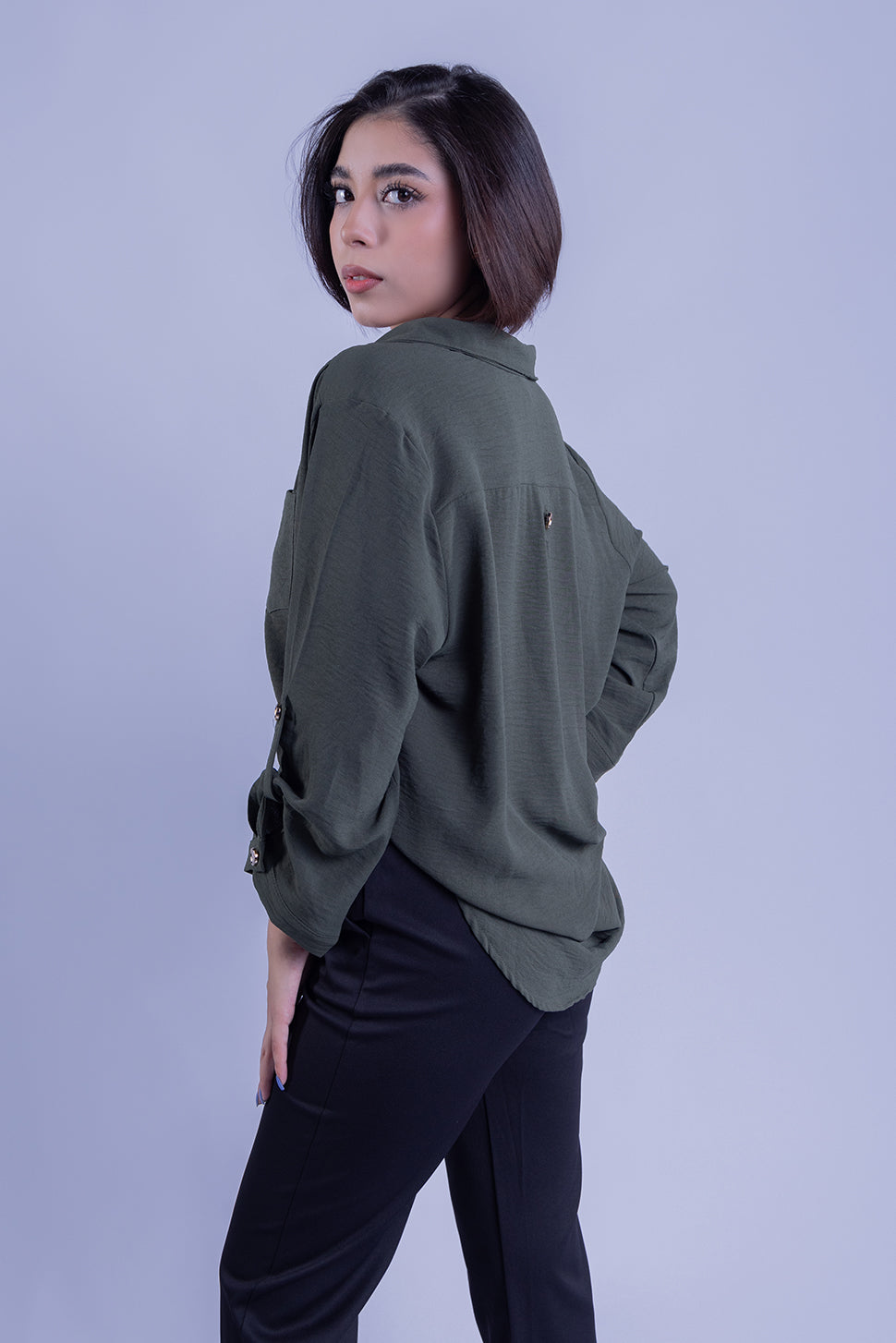 Blusa abotonada de tres cuartos