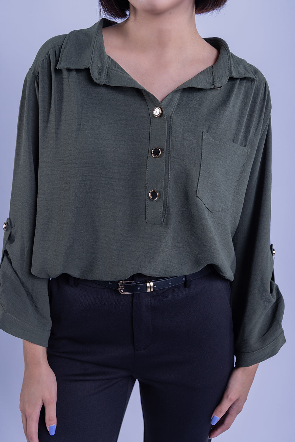 Blusa abotonada de tres cuartos