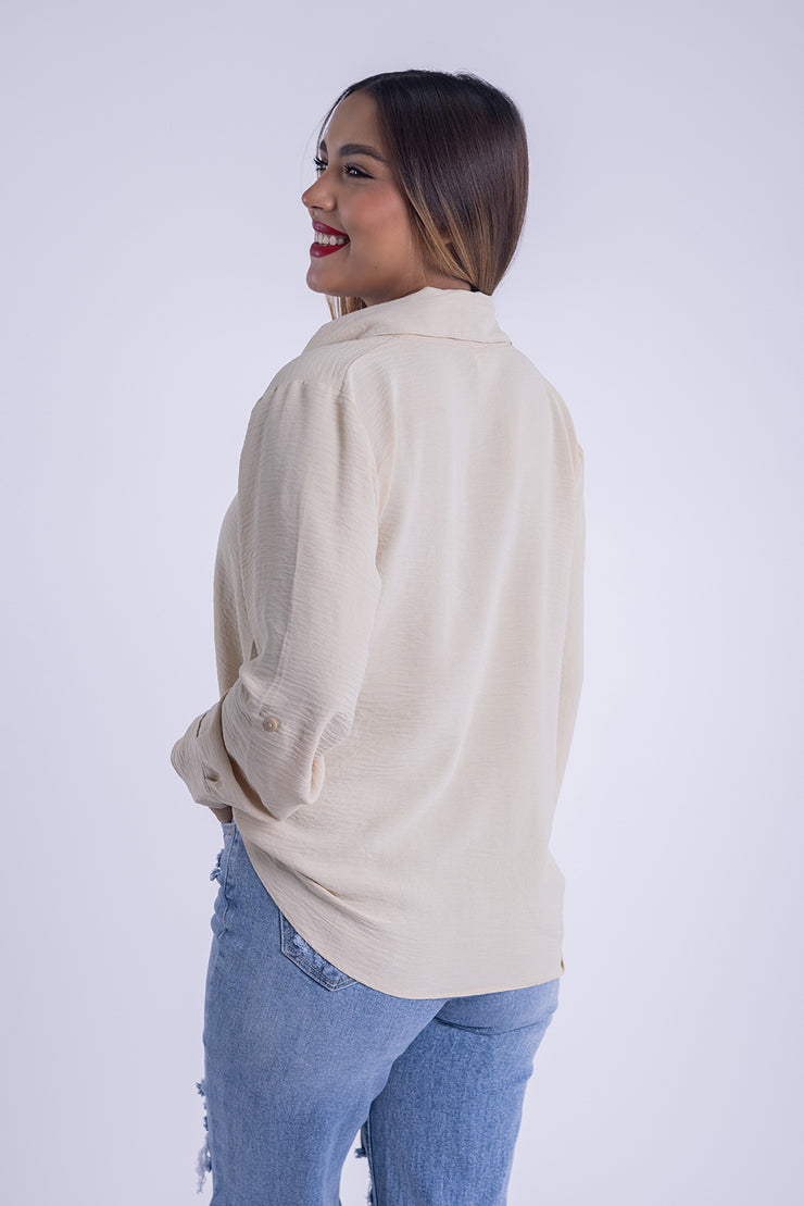 Blusa de vestir con botones