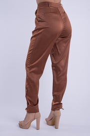 Pantalón slim de vestir satinado