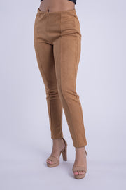 Pantalón de gamuza entubado seccionado