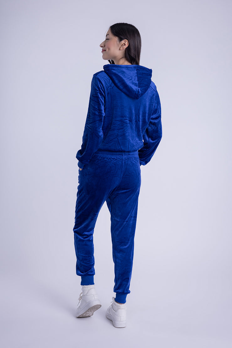 Conjunto de terciopelo tipo deportivo